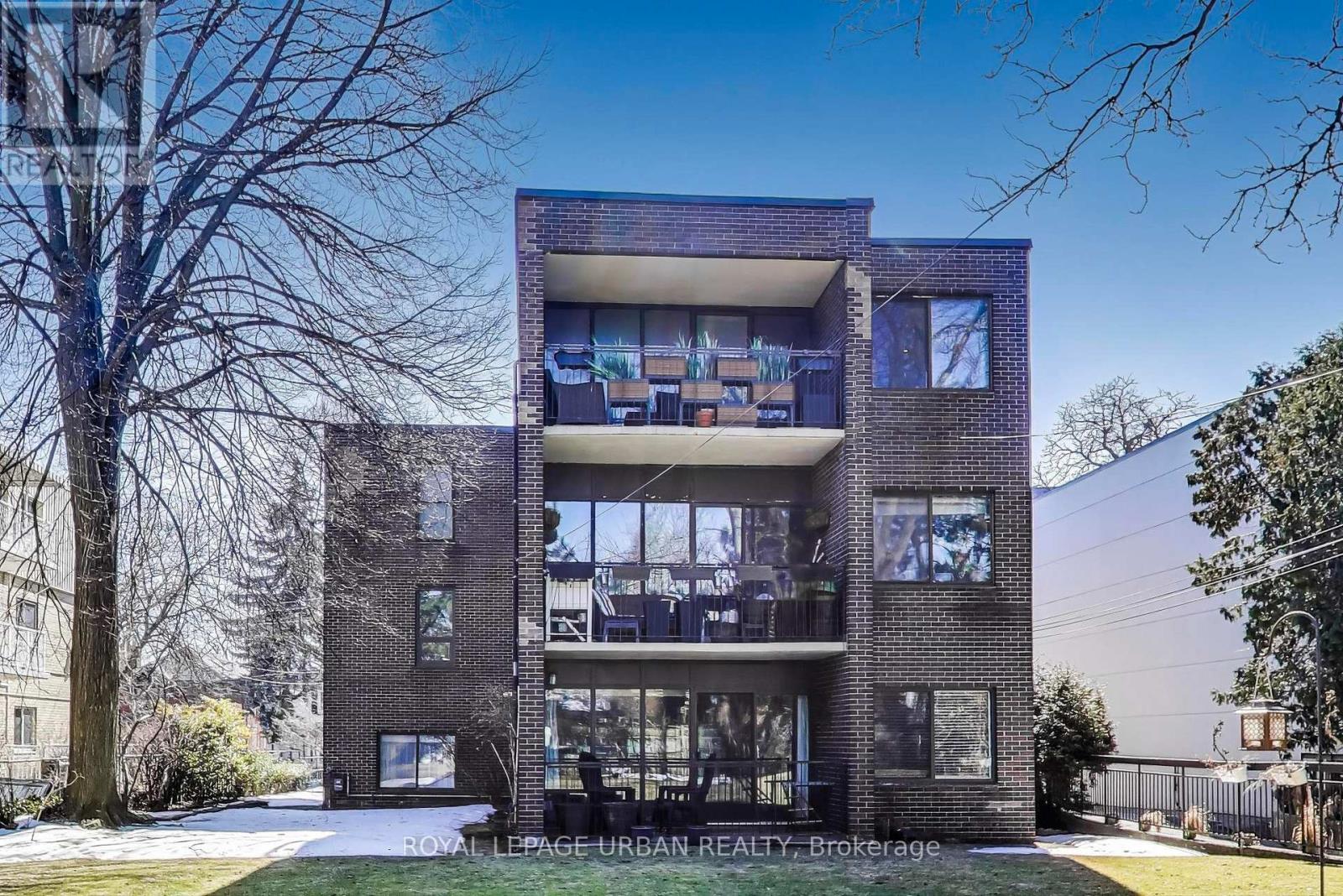 












7 - 166 SHERWOOD AVENUE

,
Toronto,




Ontario
M4P2A8

