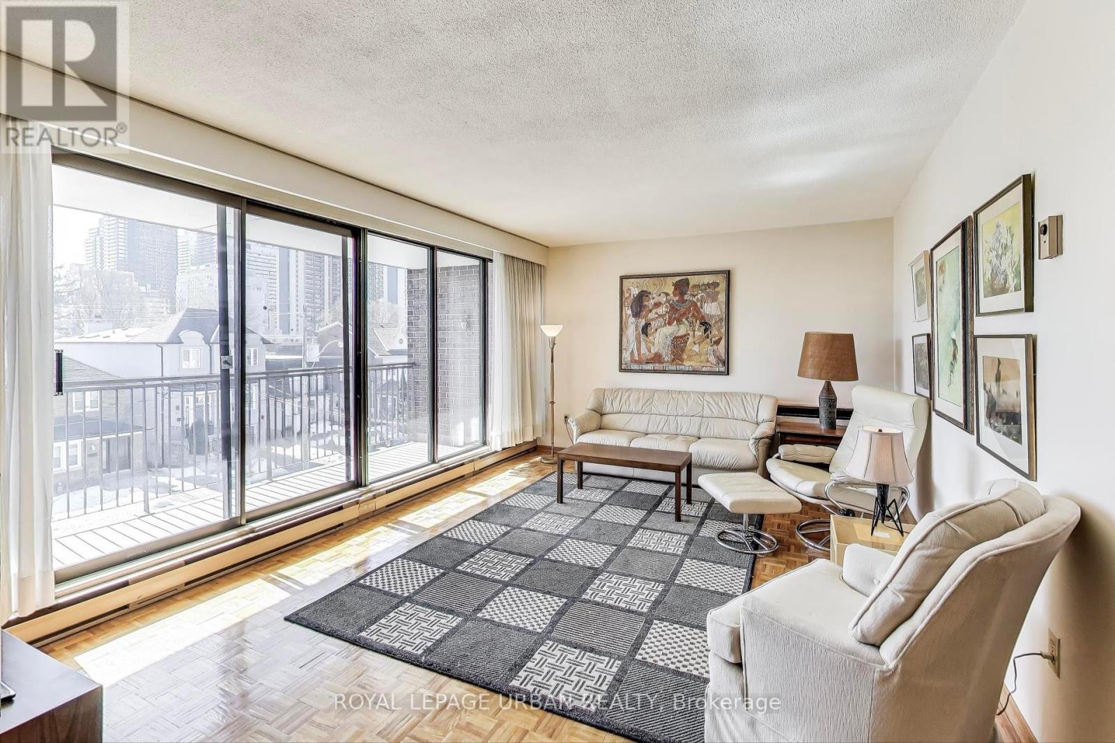 












7 - 166 SHERWOOD AVENUE

,
Toronto,




Ontario
M4P2A8

