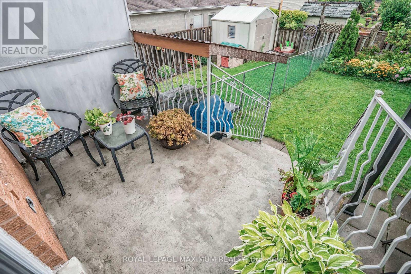












637 CALEDONIA ROAD

,
Toronto,




Ontario
M6E4V7

