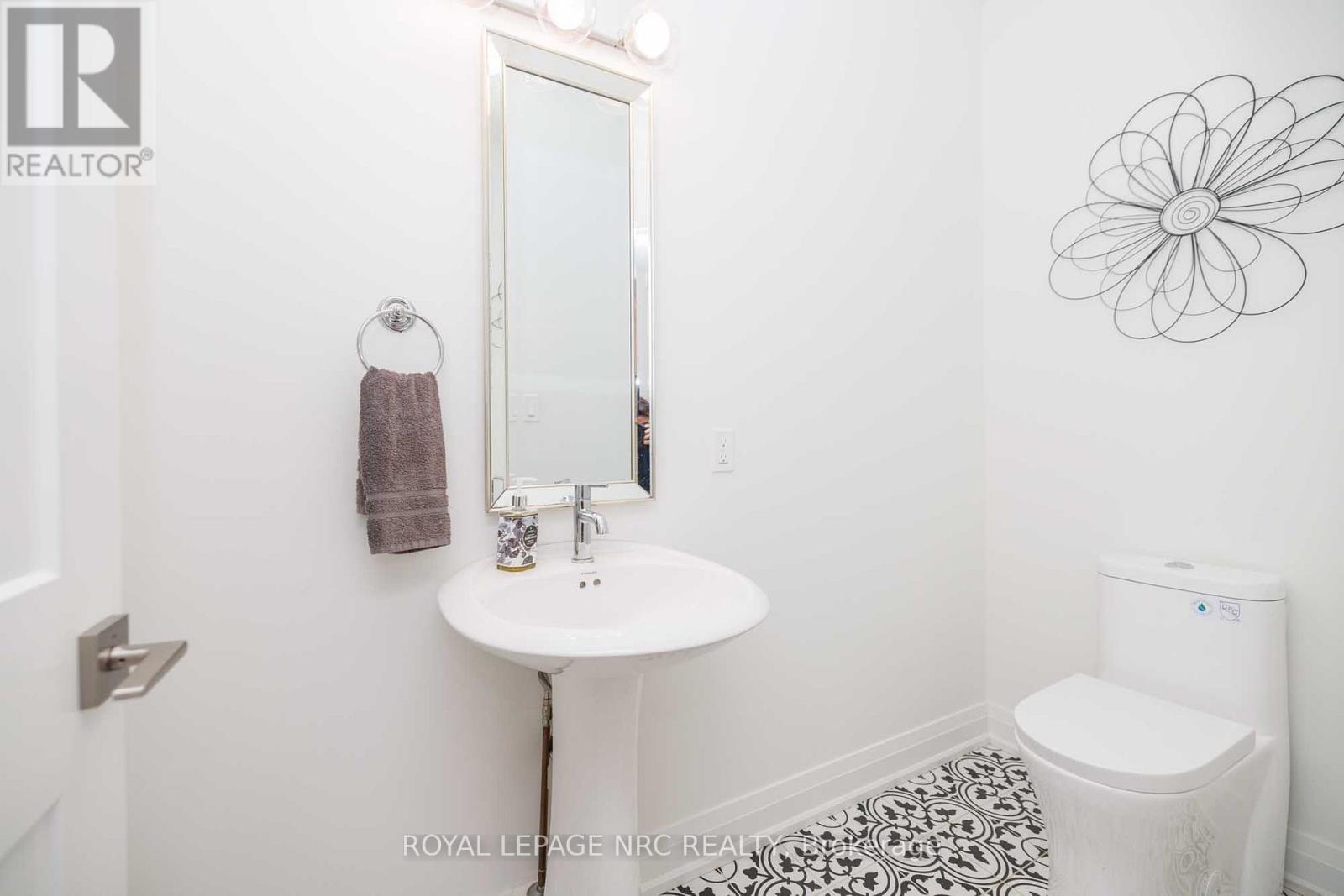 












3 - 1465 STATION STREET

,
Pelham (Fonthill),




Ontario
L0S1E3

