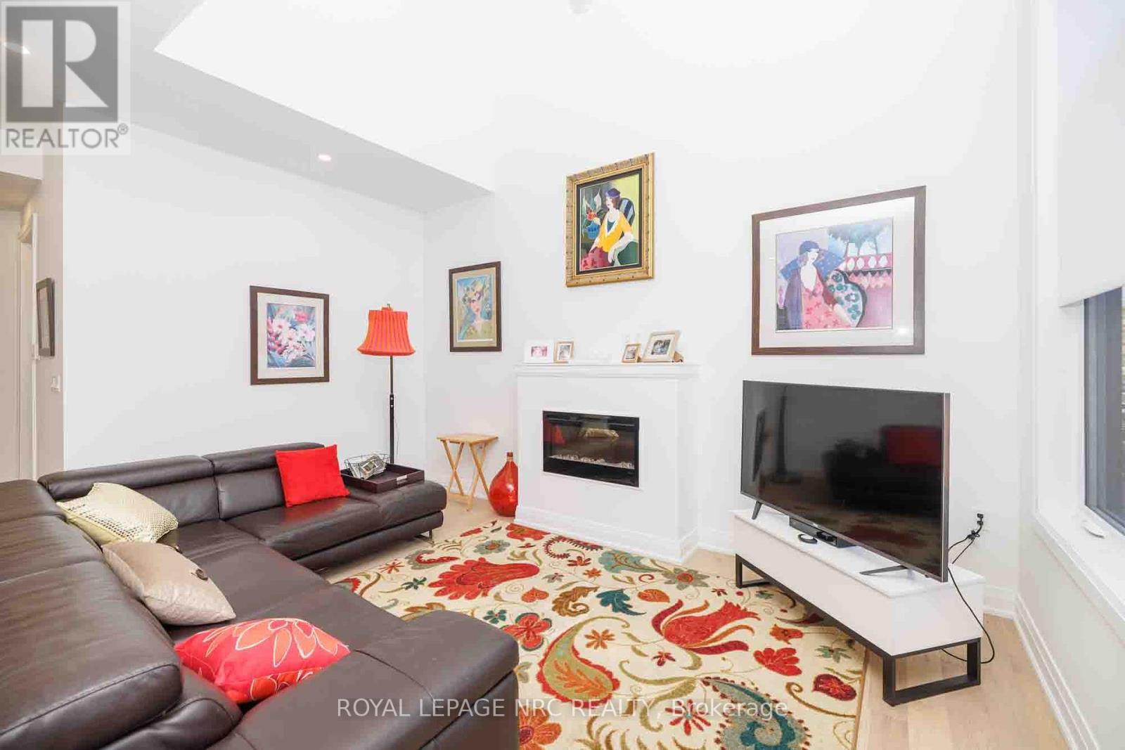












3 - 1465 STATION STREET

,
Pelham (Fonthill),




Ontario
L0S1E3

