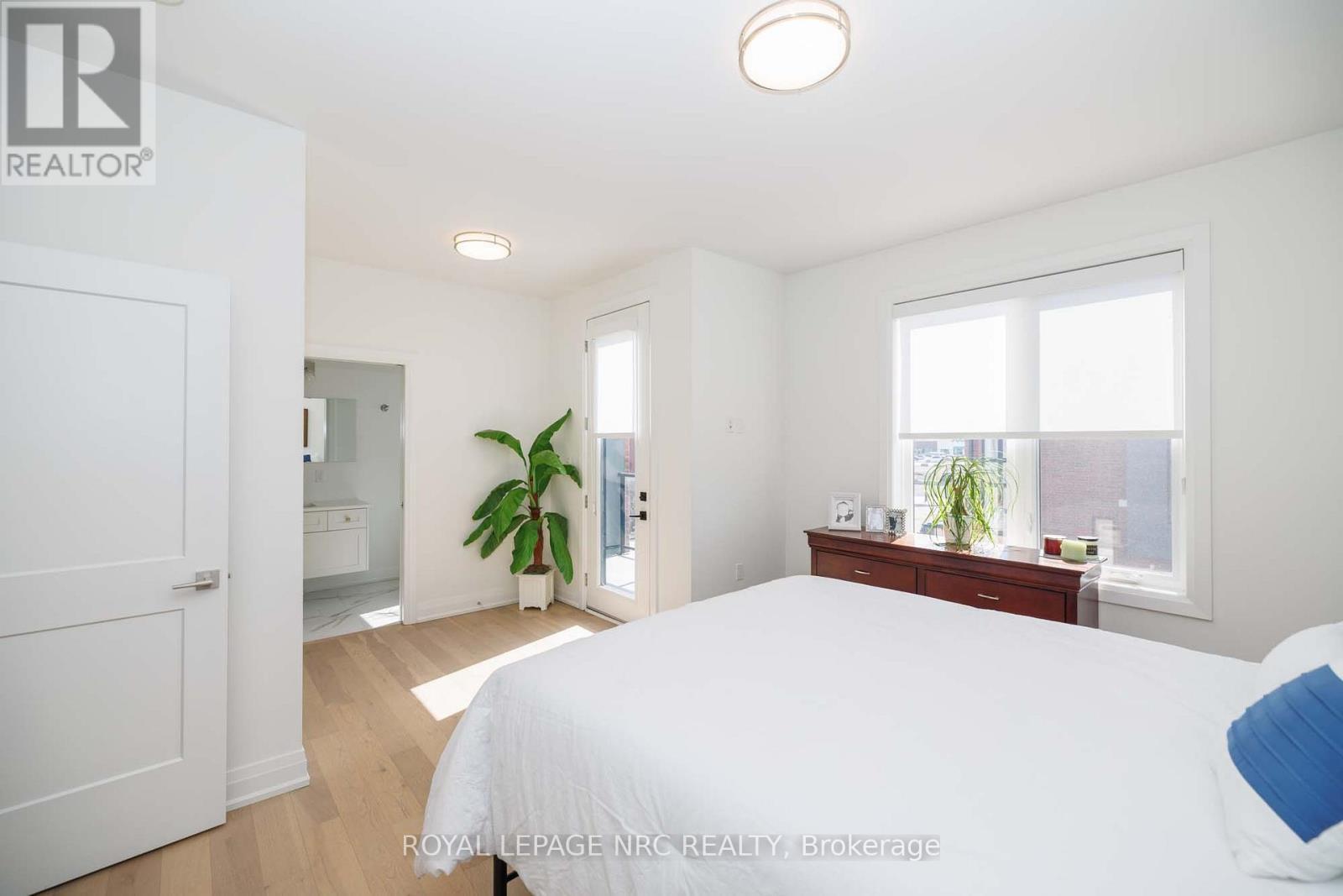 












3 - 1465 STATION STREET

,
Pelham (Fonthill),




Ontario
L0S1E3

