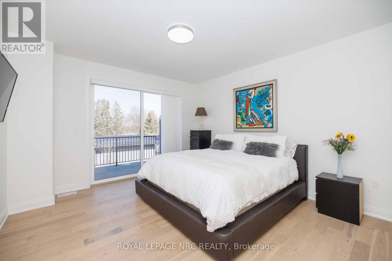 












3 - 1465 STATION STREET

,
Pelham (Fonthill),




Ontario
L0S1E3

