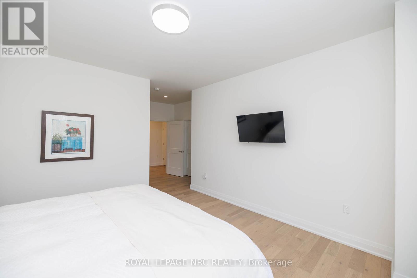












3 - 1465 STATION STREET

,
Pelham (Fonthill),




Ontario
L0S1E3

