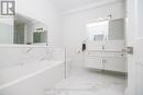 Primary Ensuite - 4 pcs (Tub & Walk-in shower)