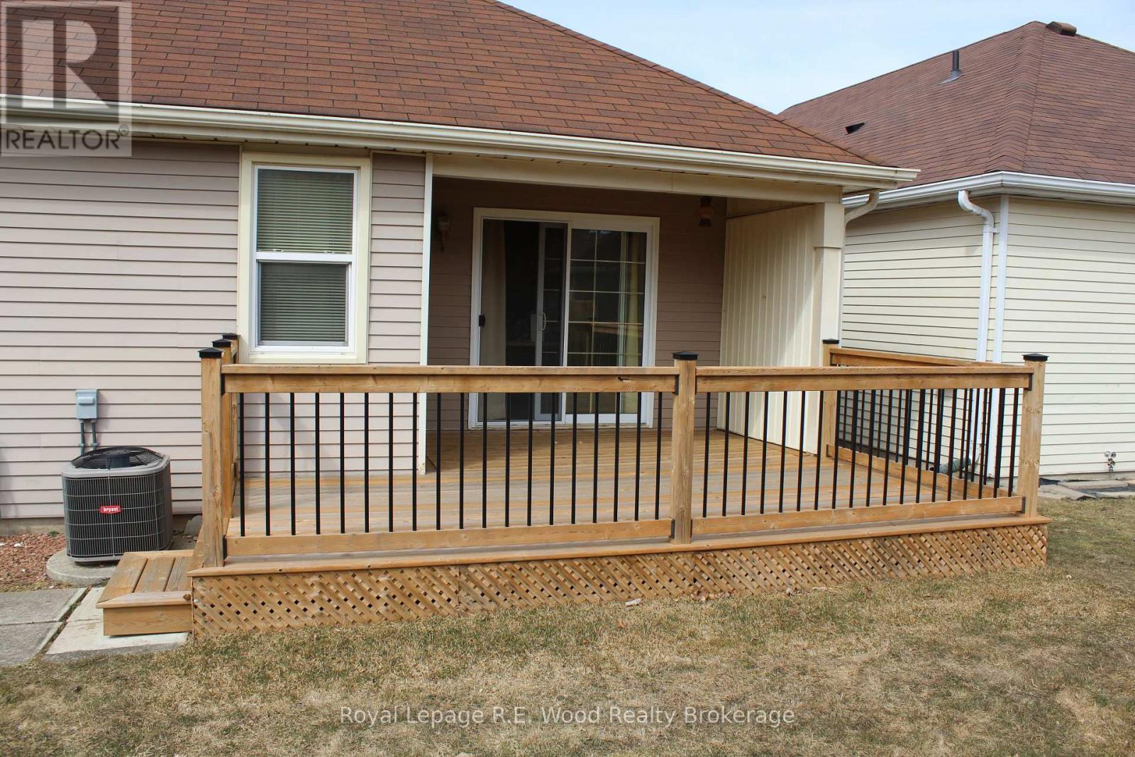 












58 HAWKINS CRESCENT

,
Tillsonburg,




Ontario
N4G5K7

