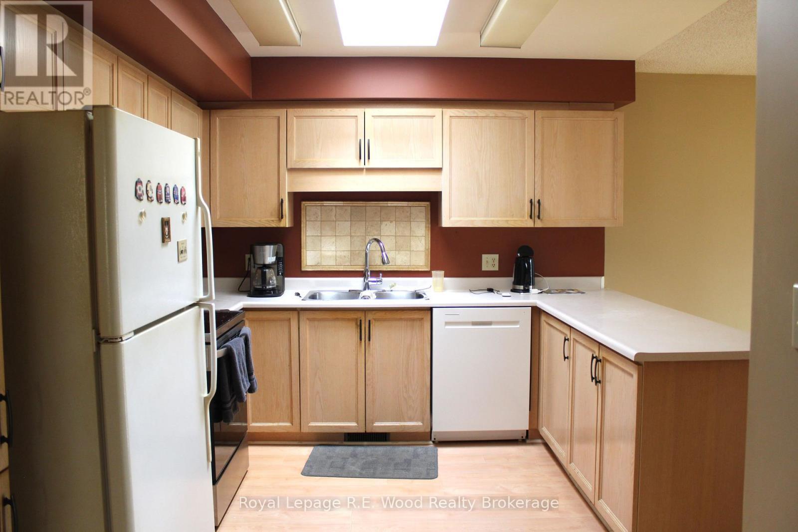 












58 HAWKINS CRESCENT

,
Tillsonburg,




Ontario
N4G5K7

