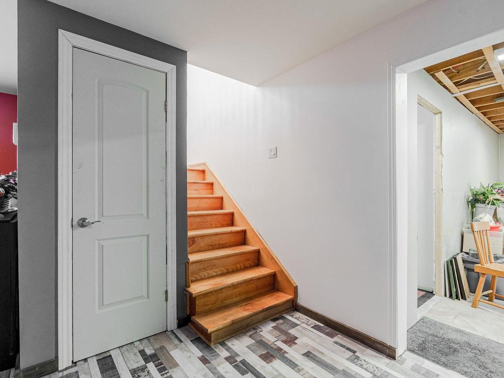 









49


Rue Principale E.

,
Notre-Dame-des-Bois,




QC
J0B2E0

