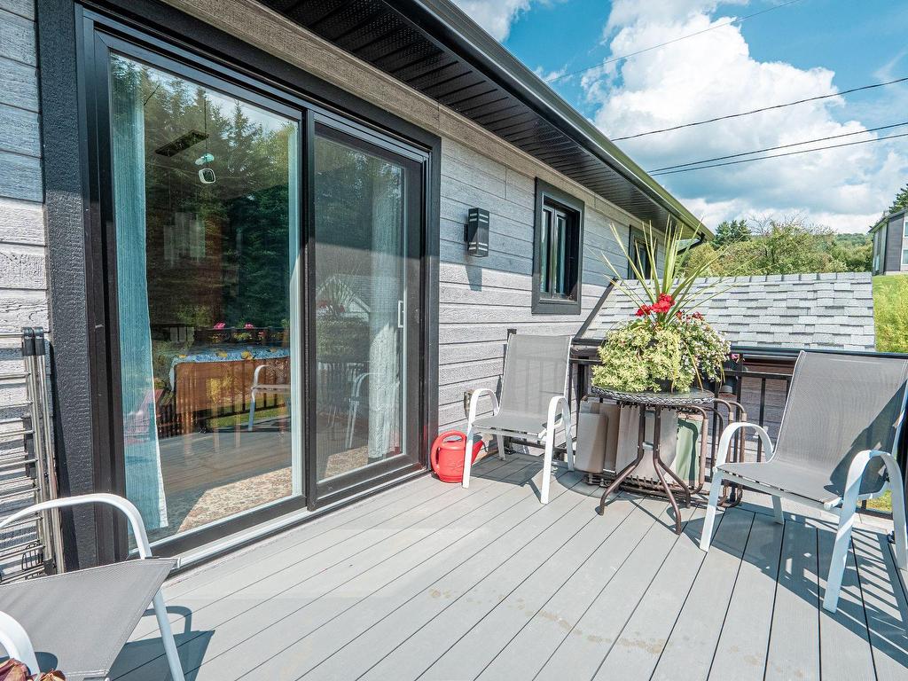 









49


Rue Principale E.

,
Notre-Dame-des-Bois,




QC
J0B2E0

