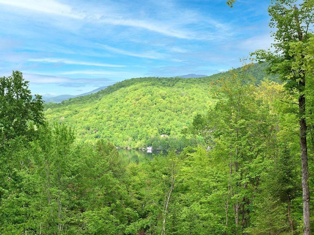 












Ch. des Amérindiens

,
Mont-Tremblant,







QC
J8E0C7

