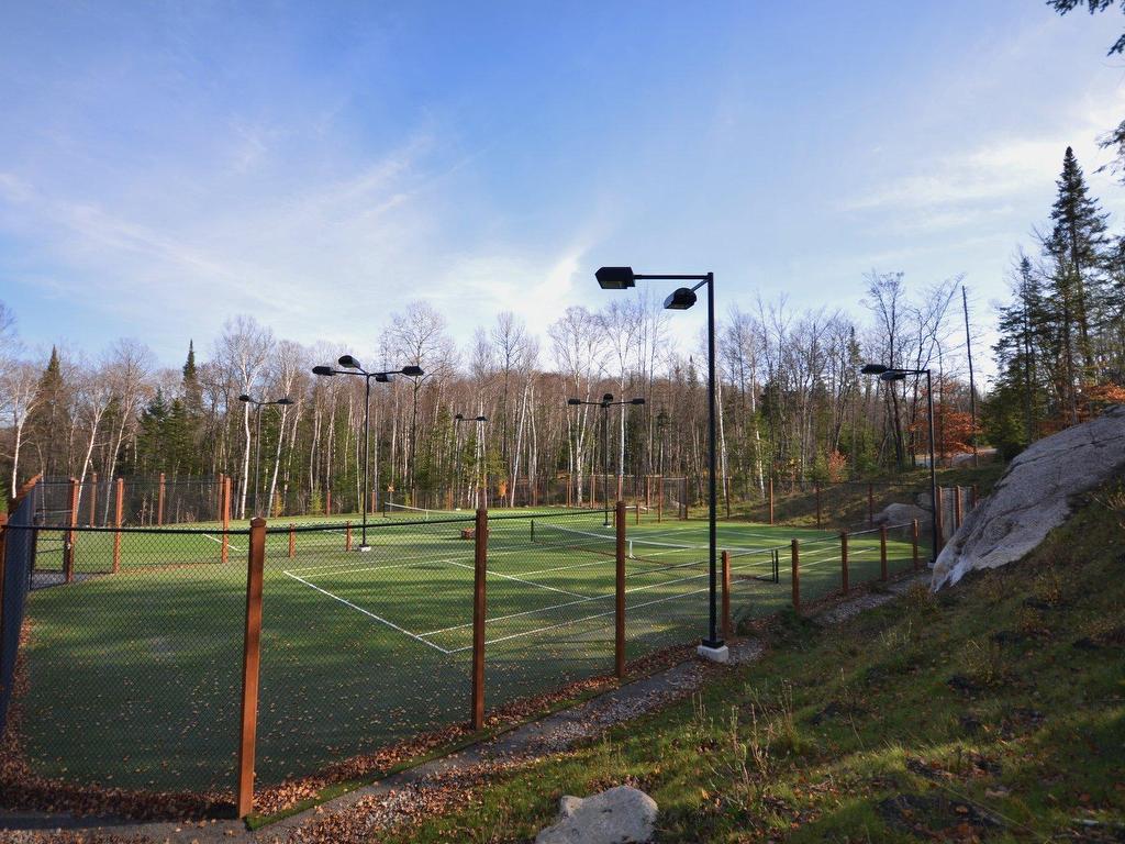 












Ch. des Amérindiens

,
Mont-Tremblant,







QC
J8E0C7

