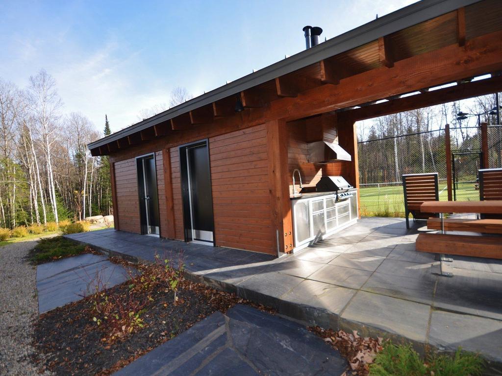 












Ch. des Amérindiens

,
Mont-Tremblant,







QC
J8E0C7

