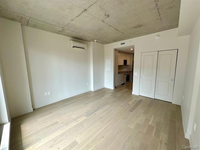 









3000


Boul. Thimens

, 220,
Montréal (Saint-Laurent),




QC
H4R0R9

