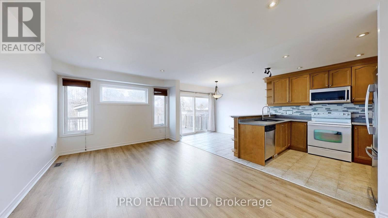 












151 MCBRIDE AVENUE

,
St. Catharines,




Ontario
L2S4E2

