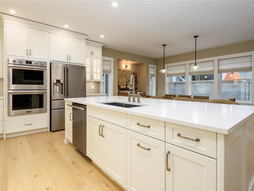 









8968


Henderson

Ave,
Black Creek,




BC
V9J 1A4

