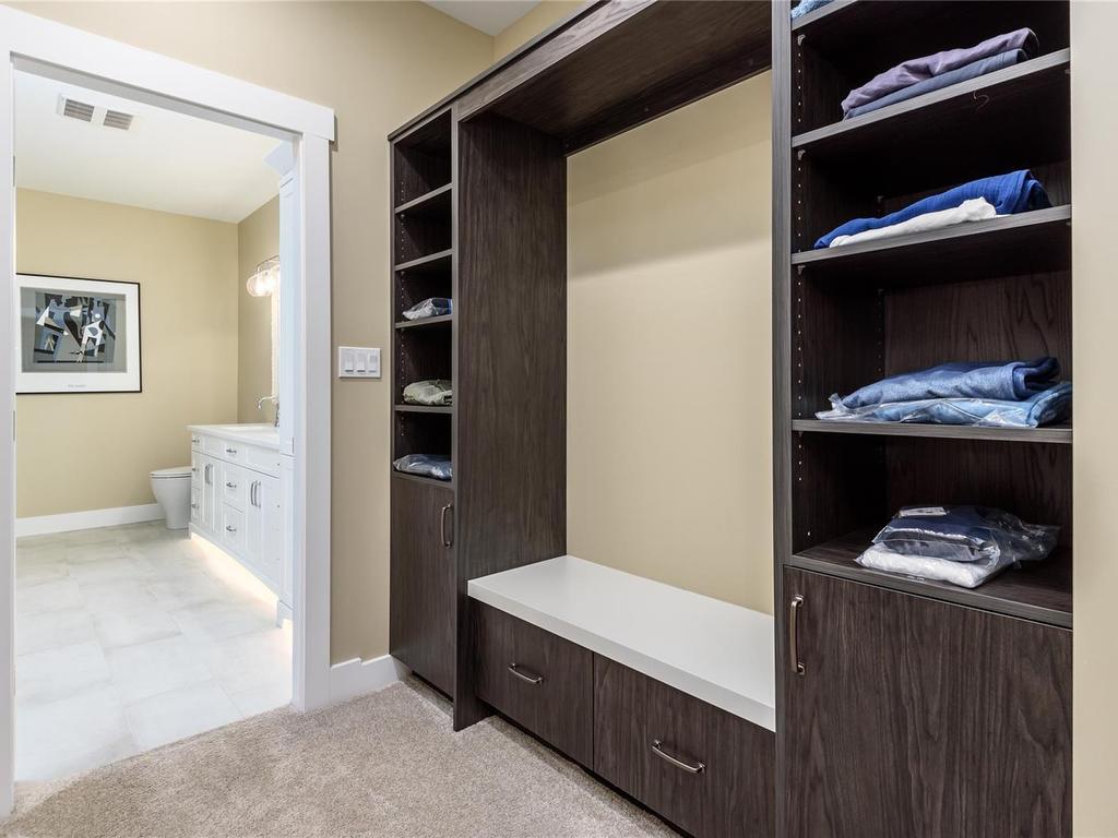 









8968


Henderson

Ave,
Black Creek,




BC
V9J 1A4

