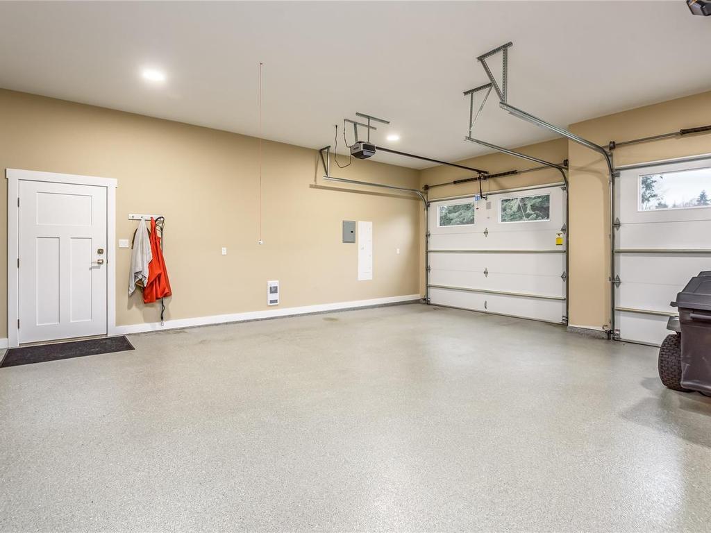 









8968


Henderson

Ave,
Black Creek,




BC
V9J 1A4

