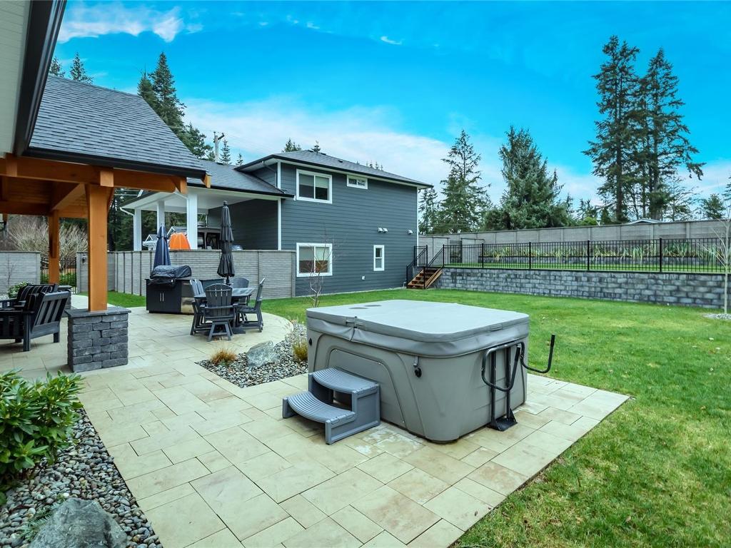 









8968


Henderson

Ave,
Black Creek,




BC
V9J 1A4

