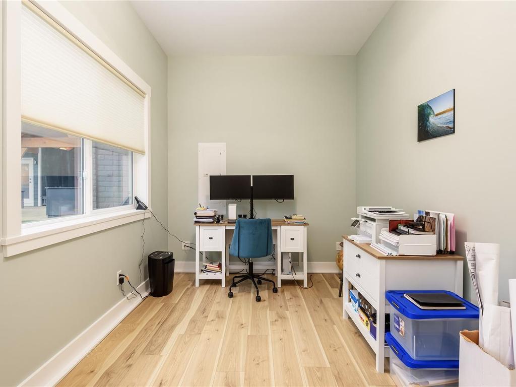 









8968


Henderson

Ave,
Black Creek,




BC
V9J 1A4


