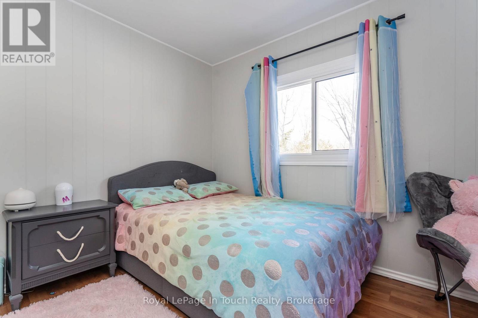 












164 DUCK BAY ROAD

,
Tay,




Ontario
L0K2C0

