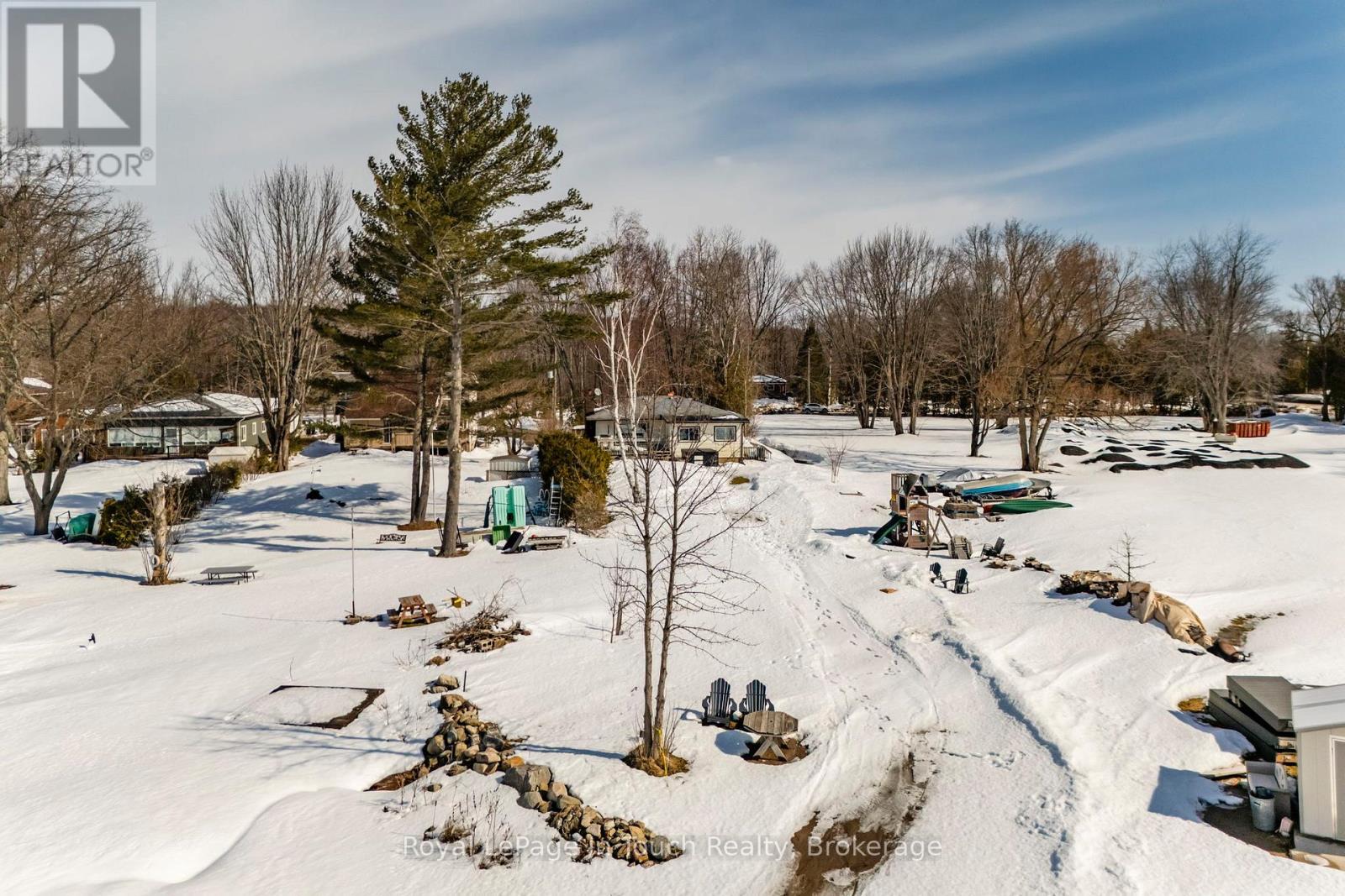 












164 DUCK BAY ROAD

,
Tay,




Ontario
L0K2C0

