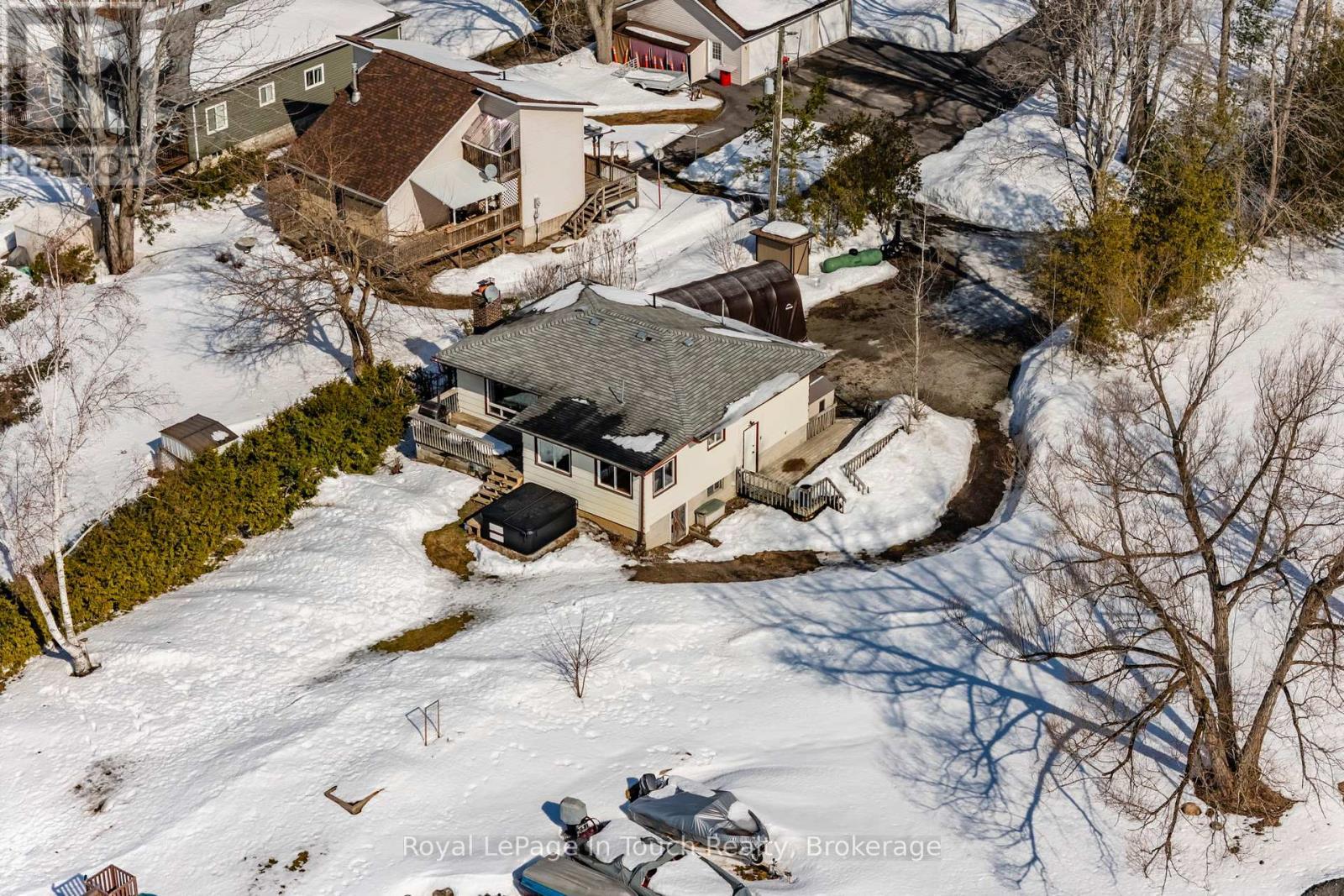 












164 DUCK BAY ROAD

,
Tay,




Ontario
L0K2C0

