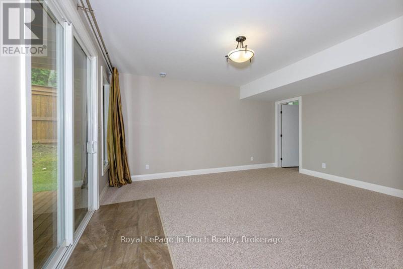 












57A MAPLEWOOD PARKWAY

,
Oro-Medonte,




Ontario
L3V0K2

