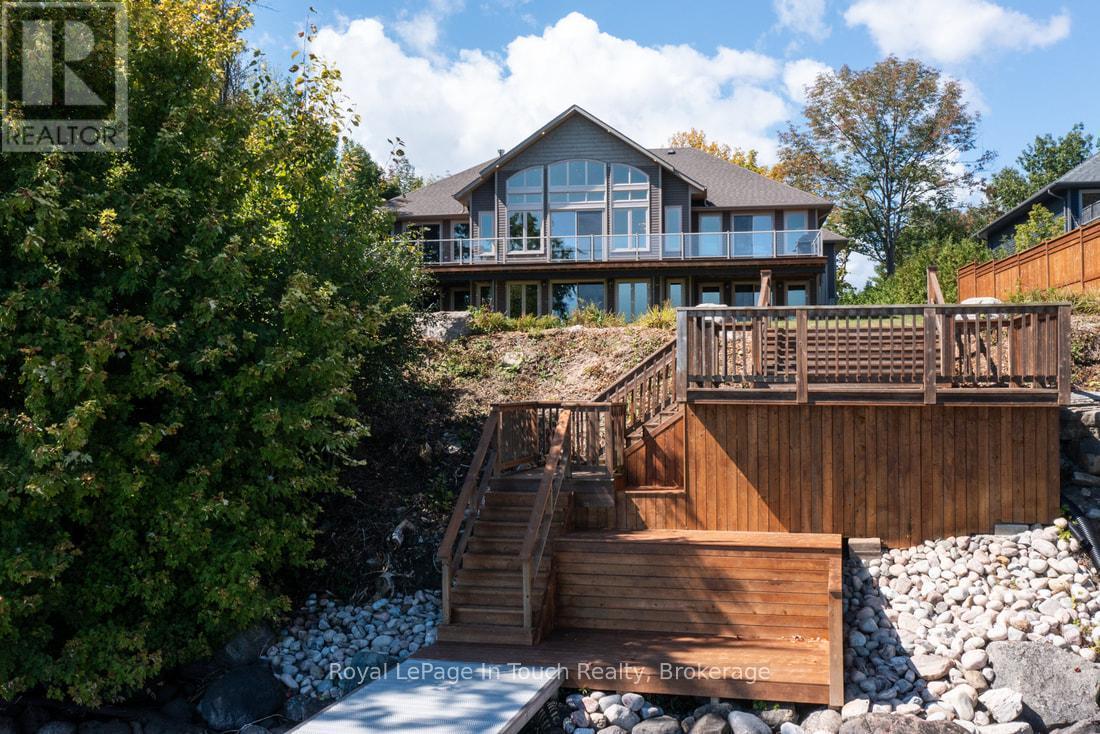 












57A MAPLEWOOD PARKWAY

,
Oro-Medonte,




Ontario
L3V0K2

