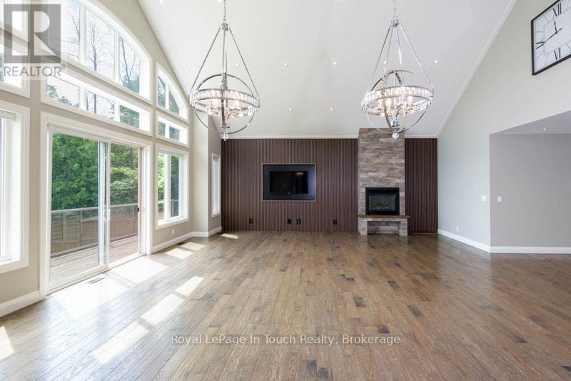 












57A MAPLEWOOD PARKWAY

,
Oro-Medonte,




Ontario
L3V0K2

