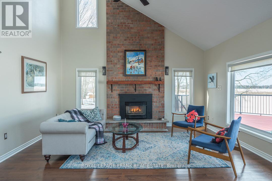 












978 HARRINGTON LINE

,
Selwyn,




Ontario
K0L1T0

