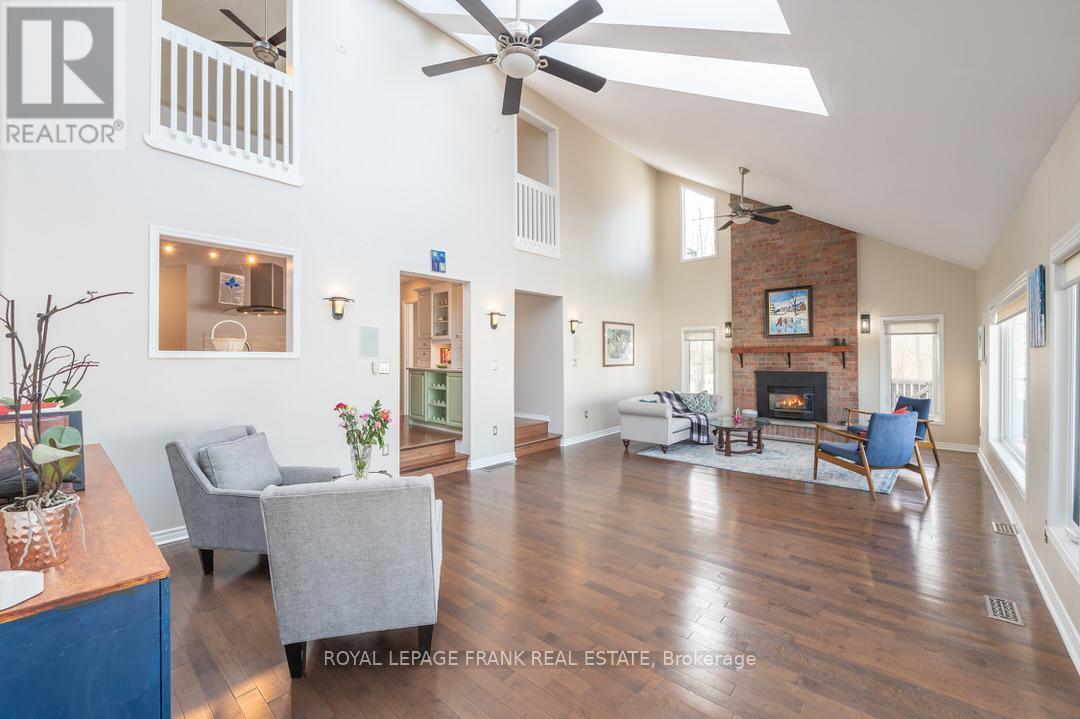 












978 HARRINGTON LINE

,
Selwyn,




Ontario
K0L1T0

