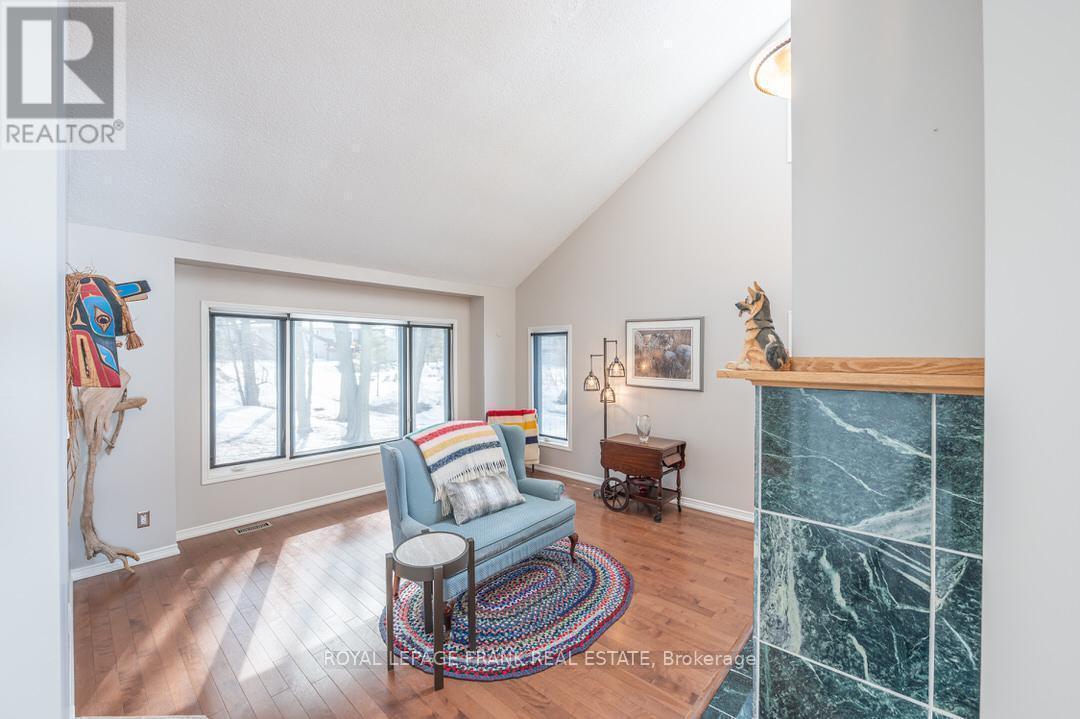 












978 HARRINGTON LINE

,
Selwyn,




Ontario
K0L1T0


