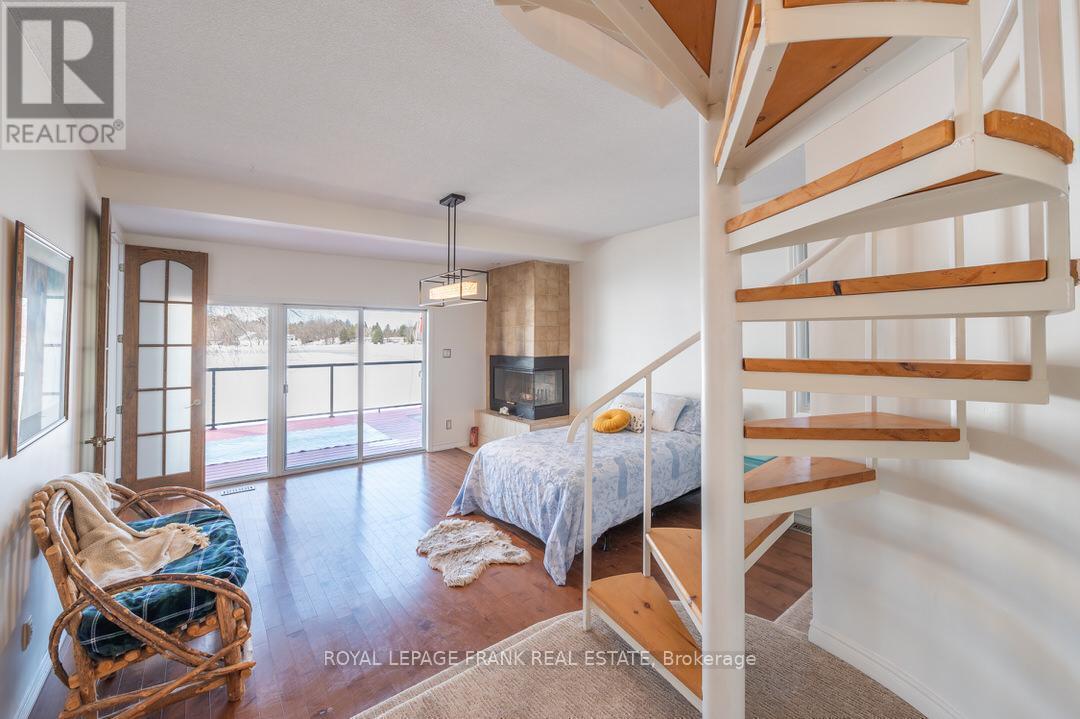 












978 HARRINGTON LINE

,
Selwyn,




Ontario
K0L1T0

