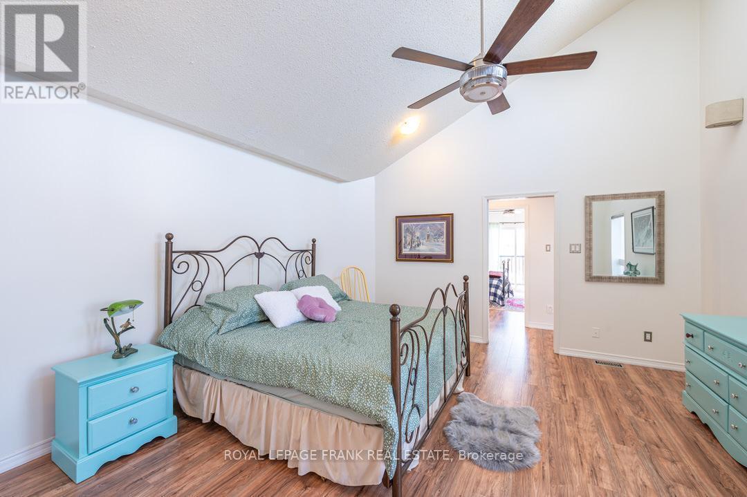 












978 HARRINGTON LINE

,
Selwyn,




Ontario
K0L1T0

