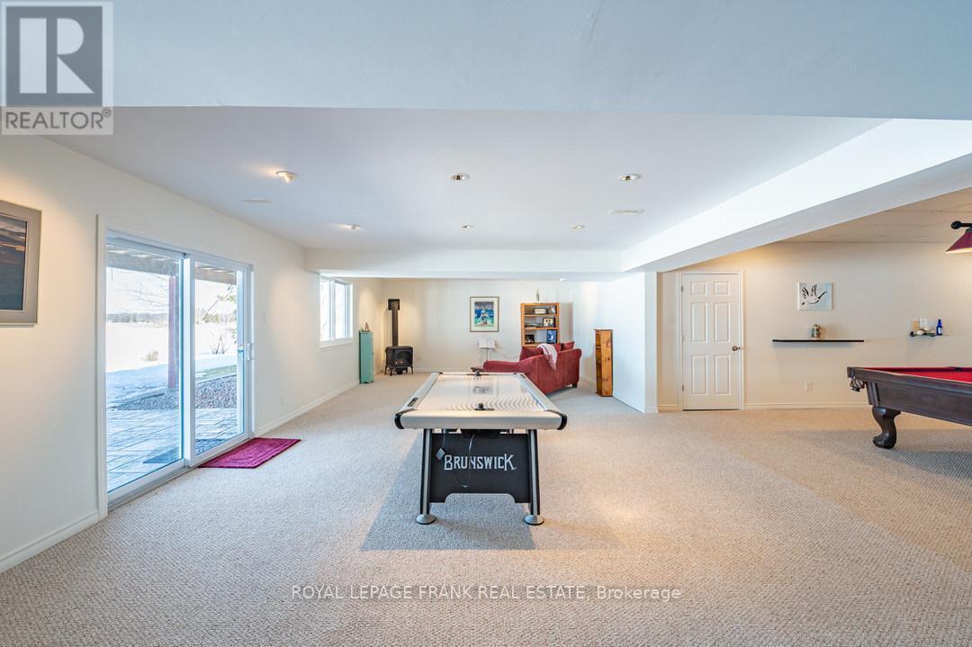 












978 HARRINGTON LINE

,
Selwyn,




Ontario
K0L1T0

