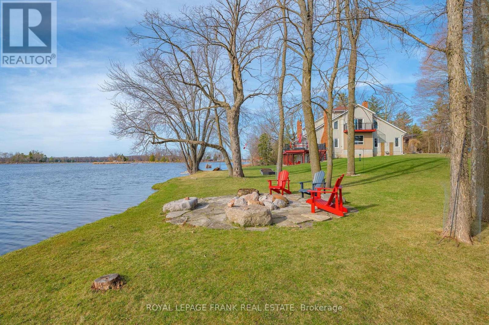 












978 HARRINGTON LINE

,
Selwyn,




Ontario
K0L1T0

