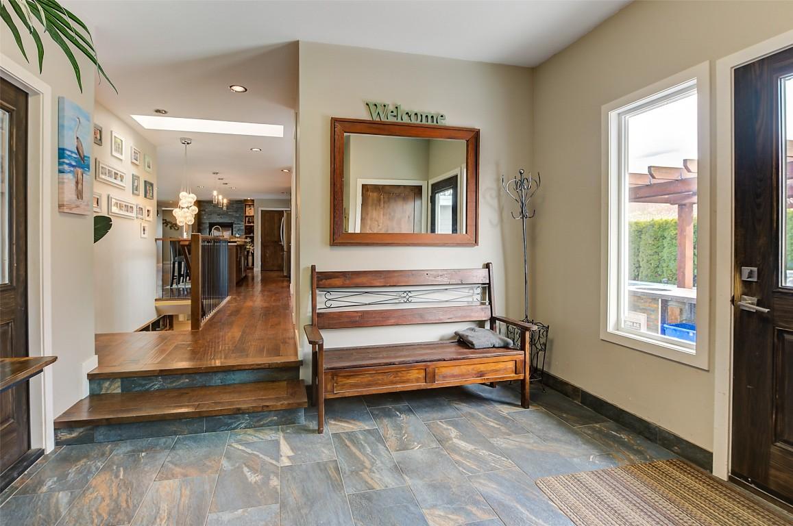 









371


Valley

Road, 1-3,
Kelowna,




BC
V1V 2E5

