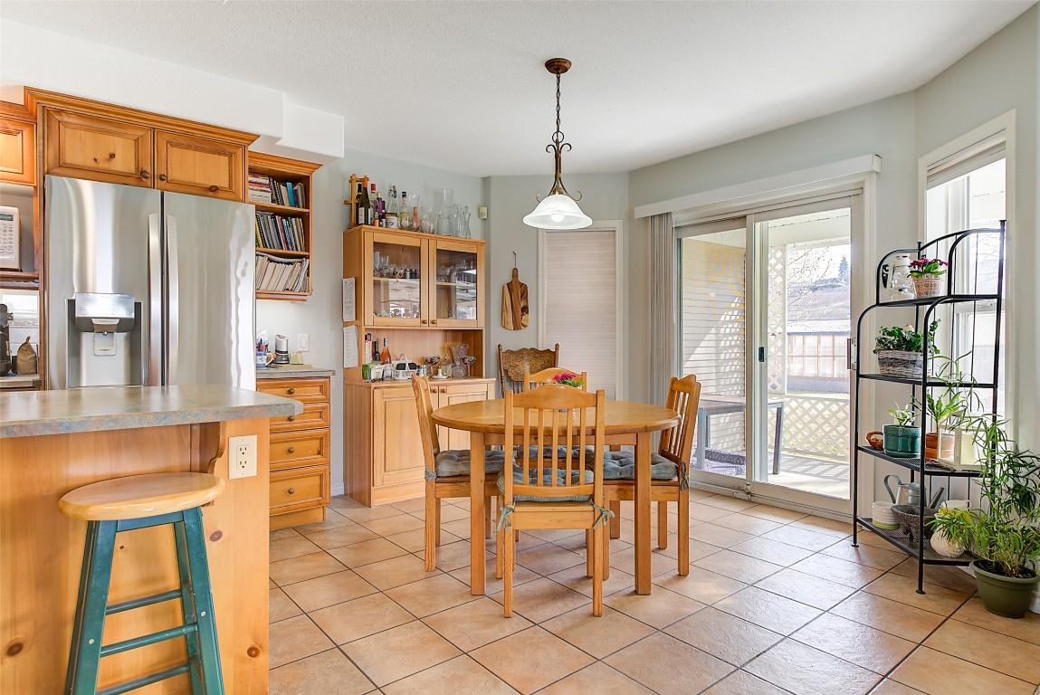 









371


Valley

Road, 1-3,
Kelowna,




BC
V1V 2E5

