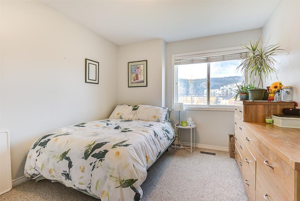 









371


Valley

Road, 1-3,
Kelowna,




BC
V1V 2E5

