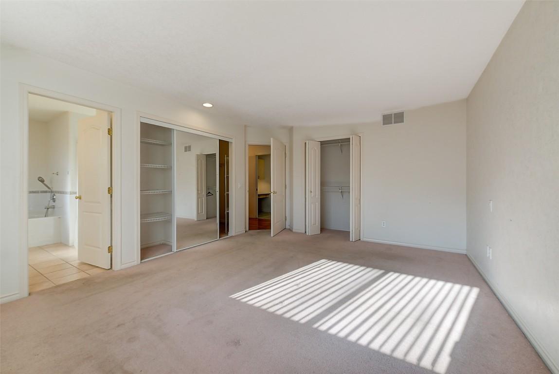 









371


Valley

Road, 1-3,
Kelowna,




BC
V1V 2E5

