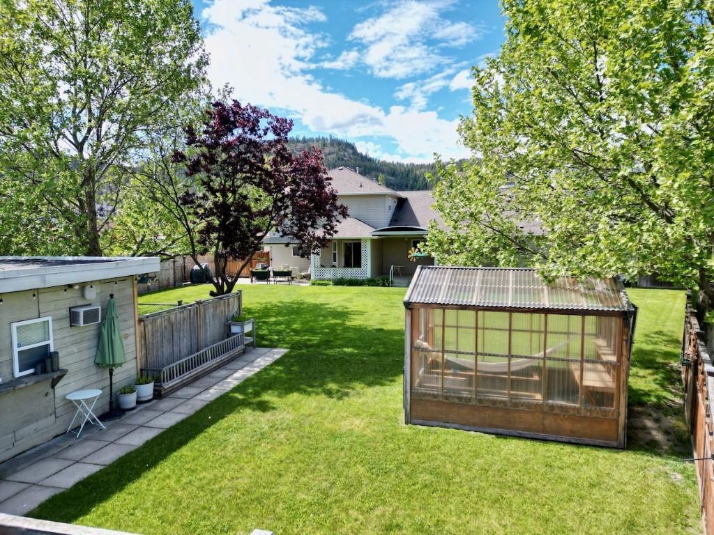 









371


Valley

Road, 1-3,
Kelowna,




BC
V1V 2E5

