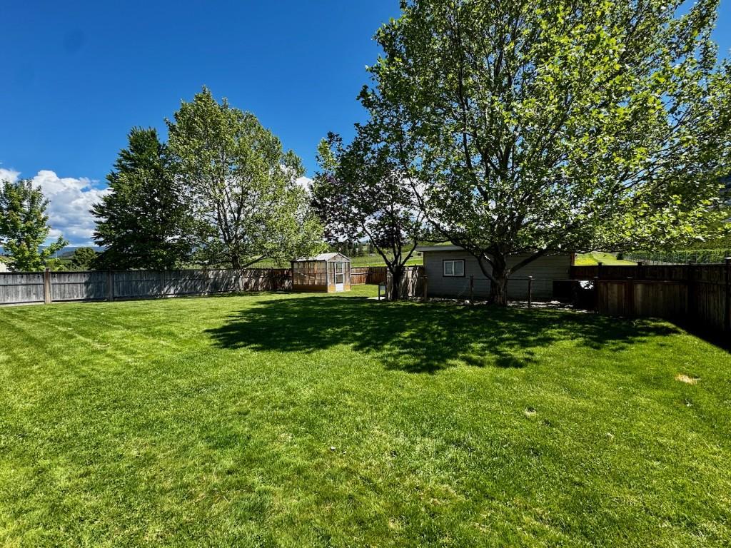 









371


Valley

Road, 1-3,
Kelowna,




BC
V1V 2E5

