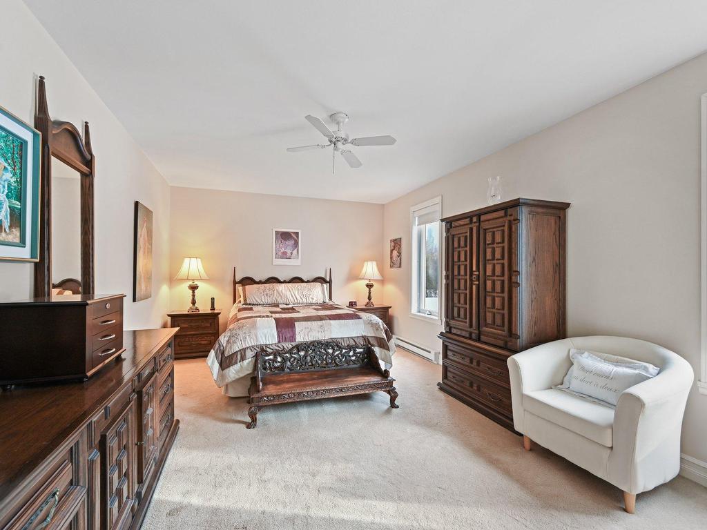 









12


Rue Sébastien

,
Saint-Jean-sur-Richelieu,




QC
J2W1T1

