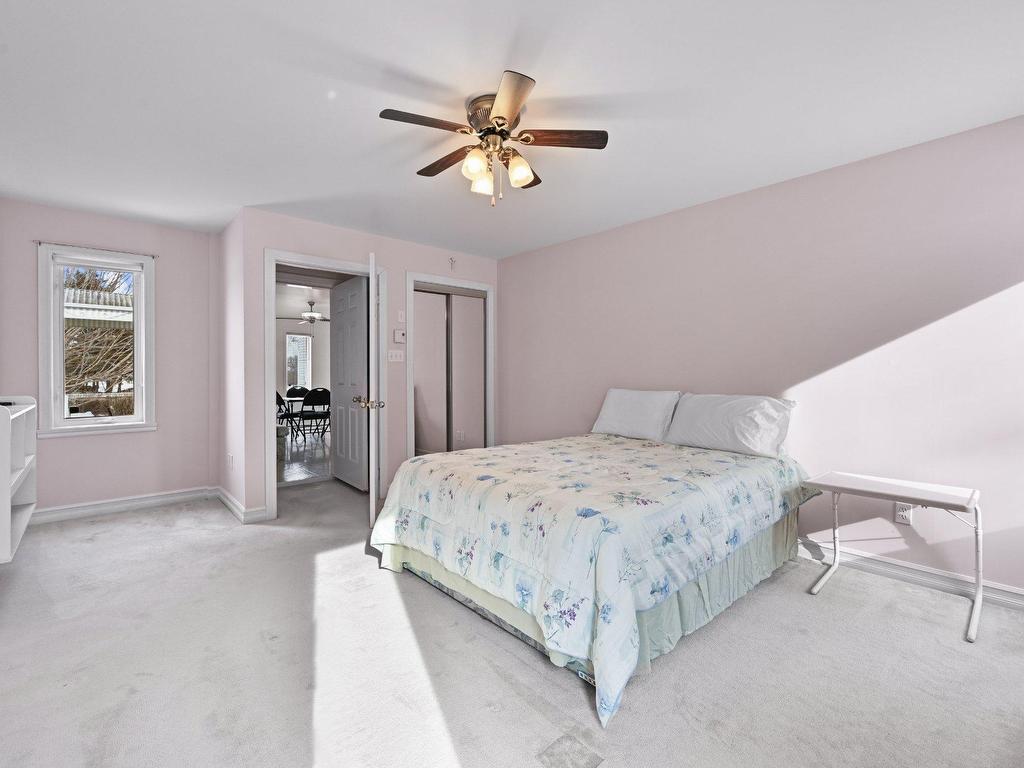 









12


Rue Sébastien

,
Saint-Jean-sur-Richelieu,




QC
J2W1T1

