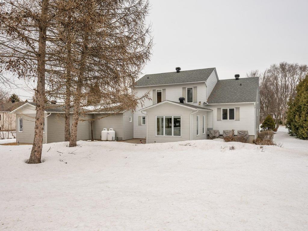 









12


Rue Sébastien

,
Saint-Jean-sur-Richelieu,




QC
J2W1T1

