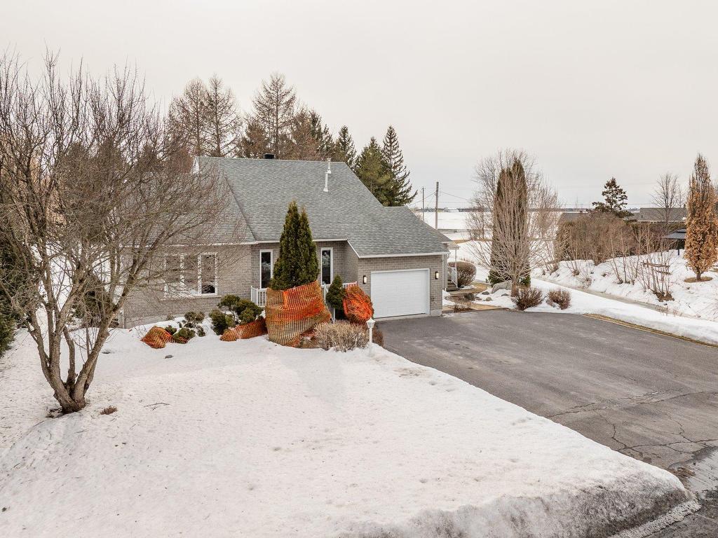 









12


Rue Sébastien

,
Saint-Jean-sur-Richelieu,




QC
J2W1T1

