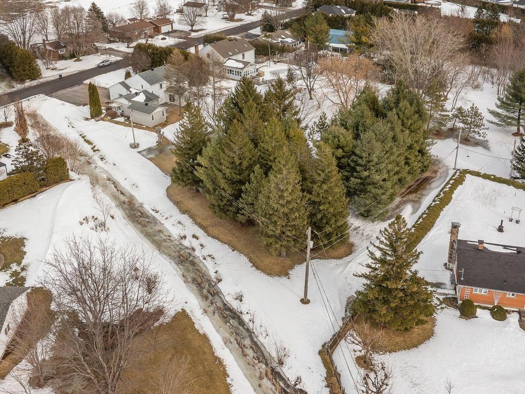 









12


Rue Sébastien

,
Saint-Jean-sur-Richelieu,




QC
J2W1T1

