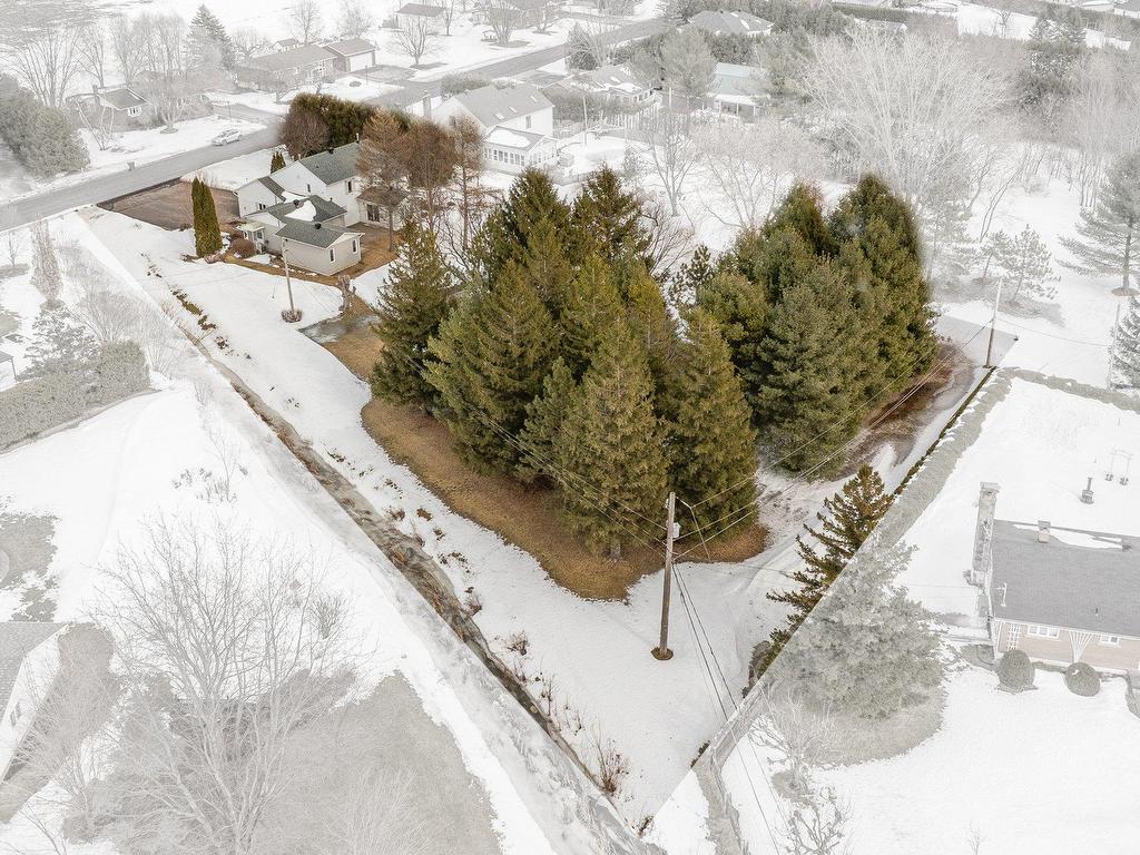 









12


Rue Sébastien

,
Saint-Jean-sur-Richelieu,




QC
J2W1T1

