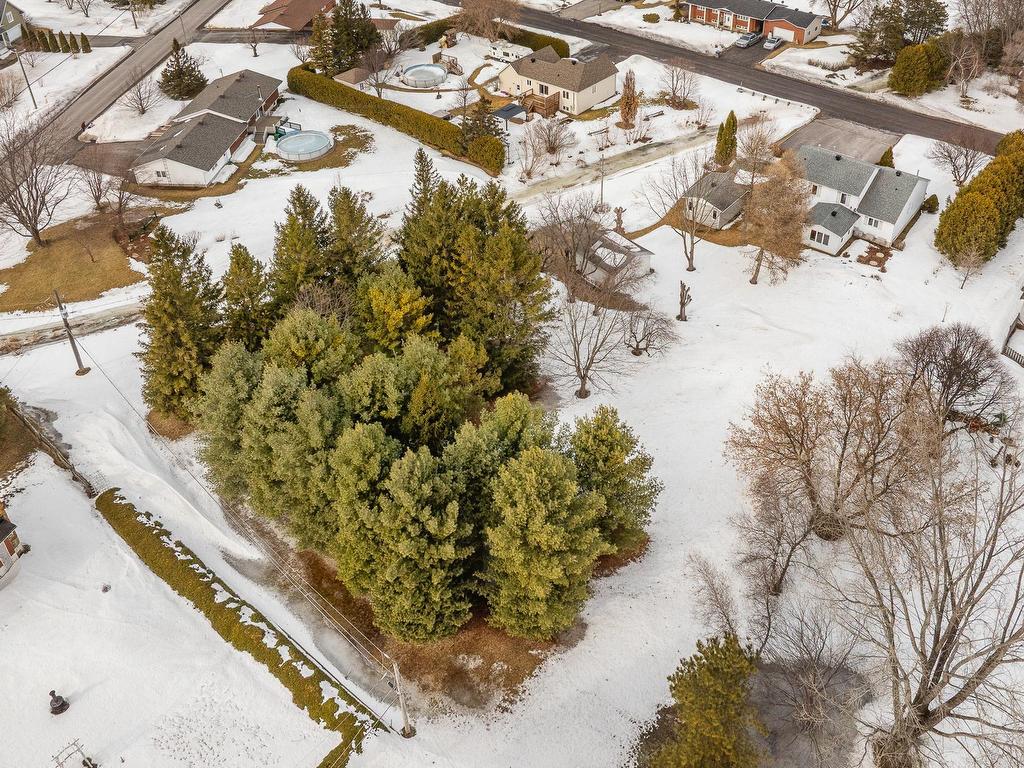 









12


Rue Sébastien

,
Saint-Jean-sur-Richelieu,




QC
J2W1T1

