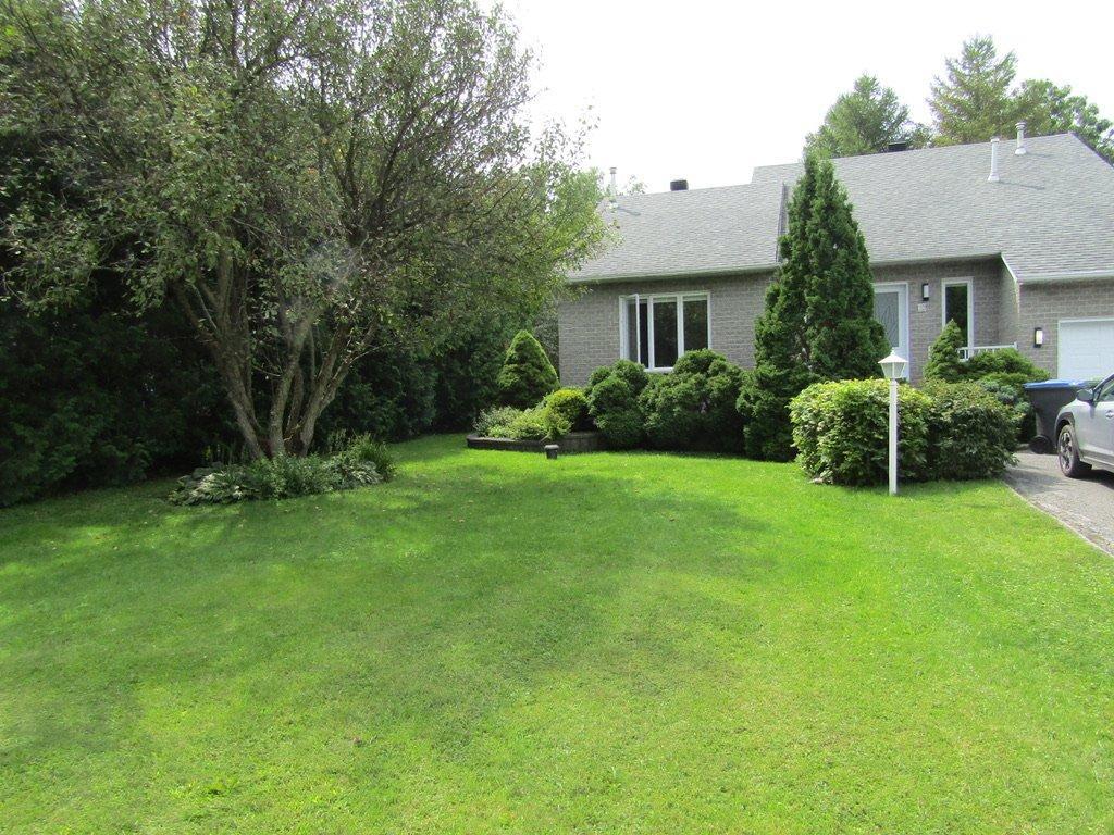 









12


Rue Sébastien

,
Saint-Jean-sur-Richelieu,




QC
J2W1T1

